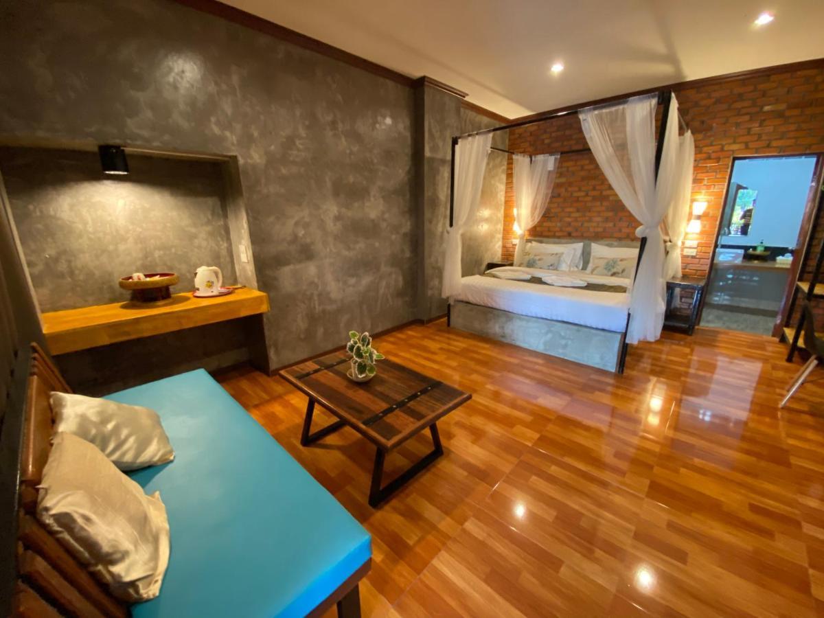 Khum Lanna Boutique Hotel Sisaket Eksteriør bilde