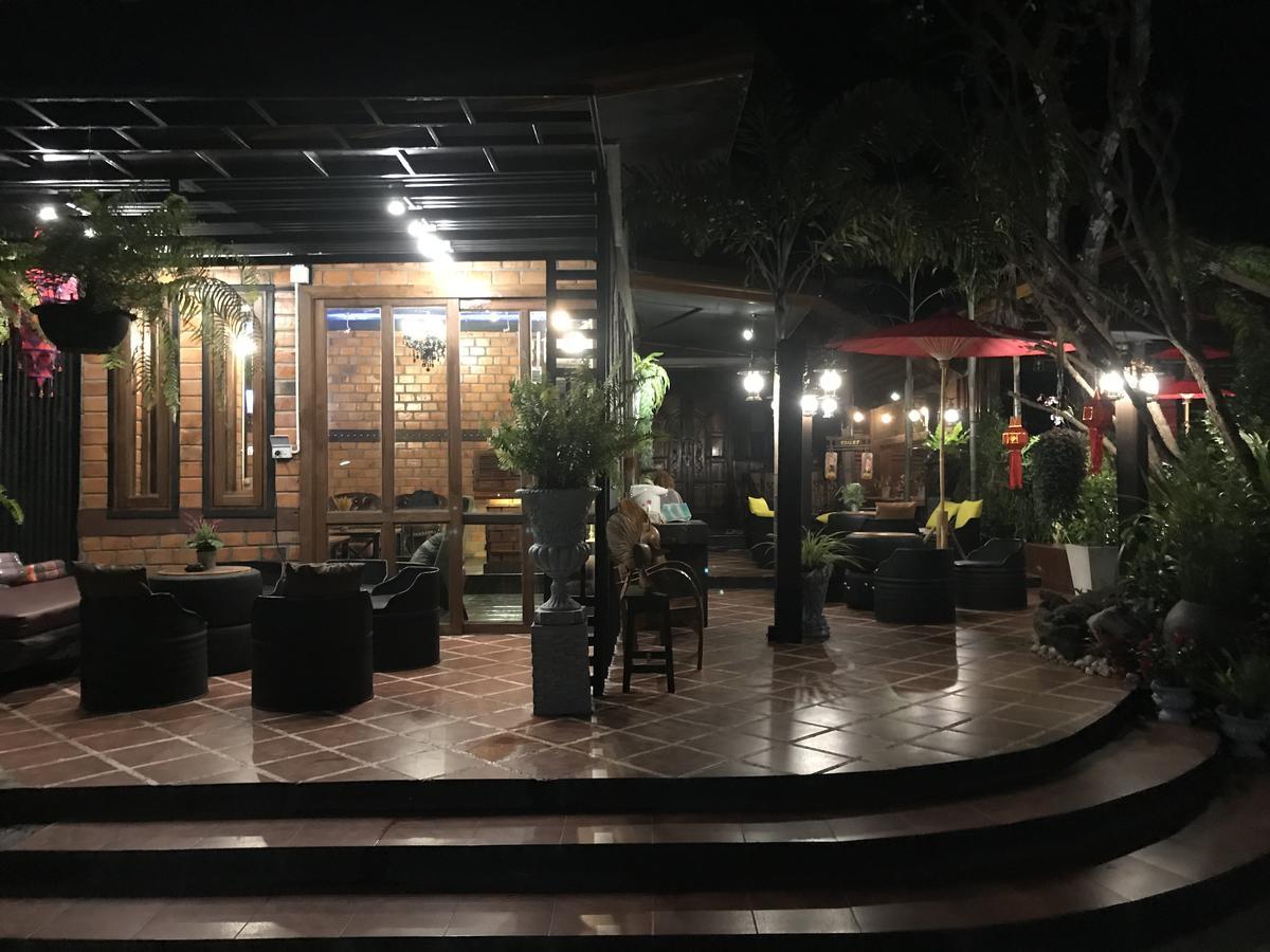 Khum Lanna Boutique Hotel Sisaket Eksteriør bilde