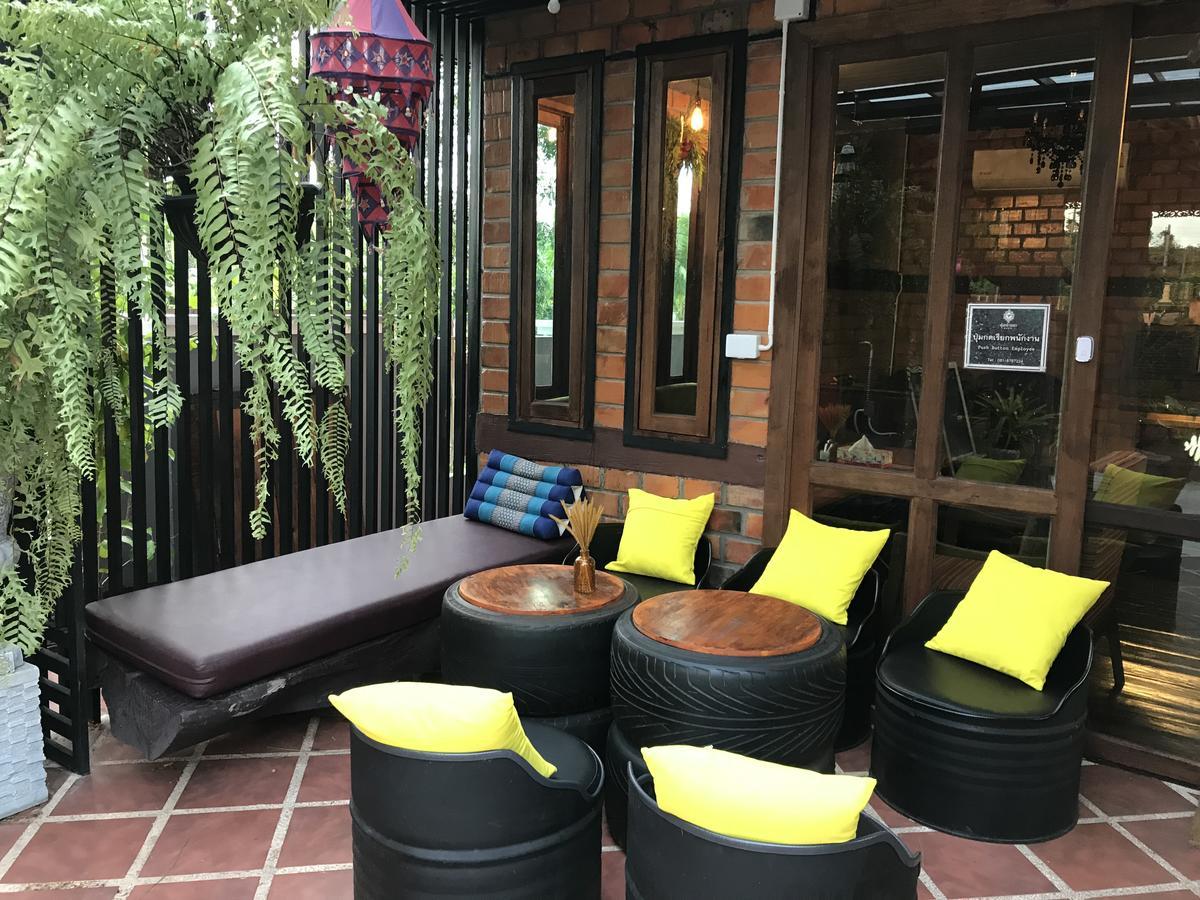 Khum Lanna Boutique Hotel Sisaket Eksteriør bilde
