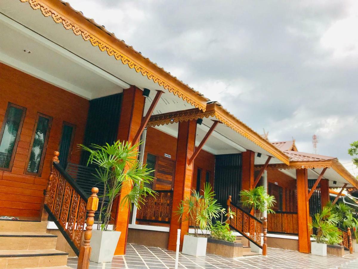 Khum Lanna Boutique Hotel Sisaket Eksteriør bilde